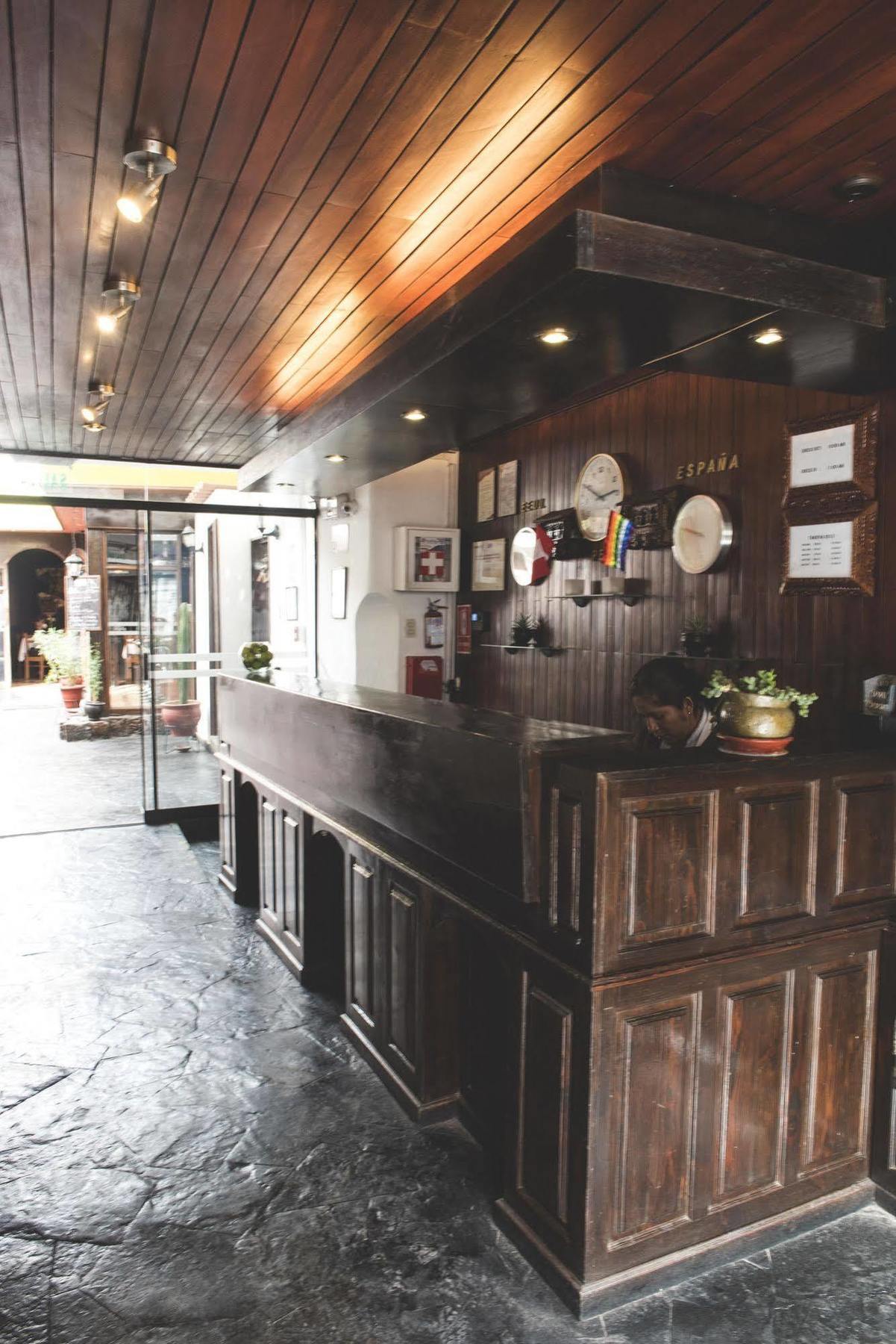 Hotel Oblitas Plaza De Armas 2*
